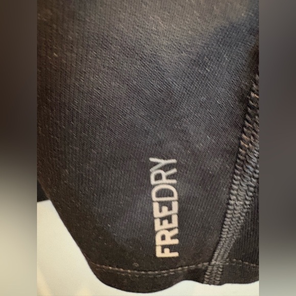 Eddie Bauer Free Dry Black Tank Top - Picture 4 of 5